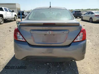2017 Nissan Versa S Plus z VIN 3N1CN7AP7HL843570, wystawiony jako Copart lot #56417205 z przebiegiem Nie podano mil oraz Czysty tytuł • Clean title. Historia ofert i sprzedaży dostępna na DreamBid. Obrazek 6.