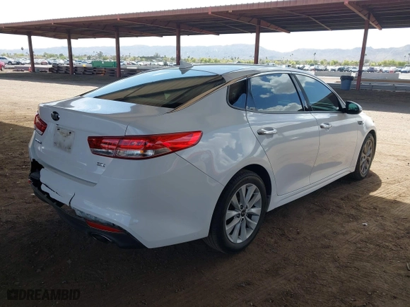 2017 Kia Optima EX with VIN 5XXGU4L38HG158709, listed as a IAAI auction lot 41949488 with 100,965 mi miles. Bid and sale history available at carsss.com. Image 4.