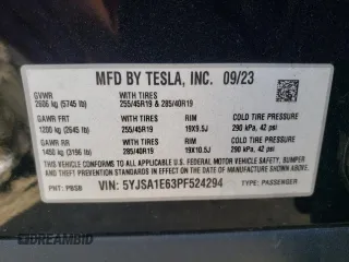2023 Tesla Model S Plaid с VIN 5YJSA1E63PF524294, выставлен на аукционе Copart как лот 70292844 с пробегом Не указан миль и Списание • Salvage title. История ставок и продаж доступна на DreamBid. Изображение 13.