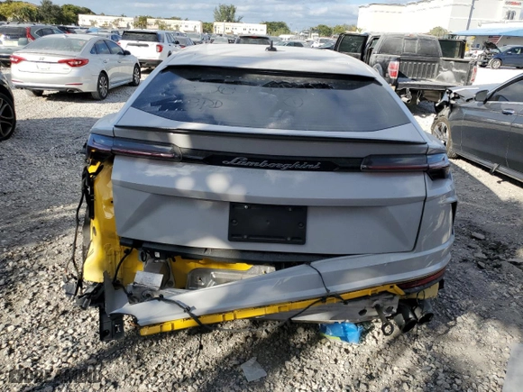 2021 Lamborghini Urus with VIN ZPBUA1ZL3MLA15560, listed as a Copart auction lot 87871715 with 30,693 mi miles and Non Repairable. Bid and sale history available at carsss.com. Image 6.