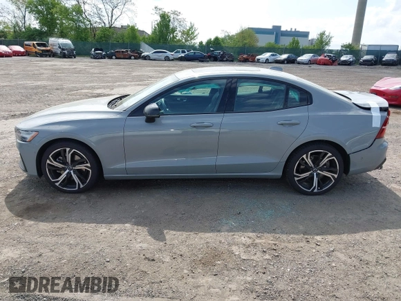 2024 Volvo S60 Plus Dark Theme with VIN 7JRL12TL2RG301001, listed as a IAAI auction lot 42160706 with 13,759 mi miles and . Bid and sale history available at DreamBid. Image 15.