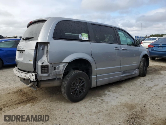2019 Dodge Grand Caravan SXT with VIN 2C7WDGCG5KR796207, listed as a Copart auction lot 86477744 with 31,516 mi miles and Salvage Title. Bid and sale history available at DreamBid. Image 3.