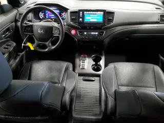 2021 Honda Passport EX-L with VIN 5FNYF8H58MB037157, listed as a Copart auction lot 58828074 with 25,890 mi miles and Salvage Title. Bid and sale history available at carsss.com. Image 8.