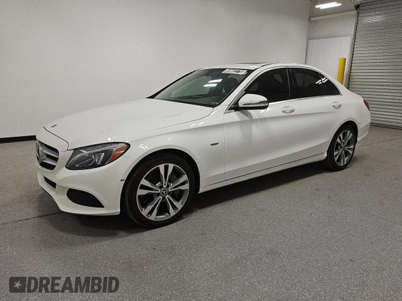 2018 Mercedes-Benz C 350e with VIN 55SWF4HB9JU243670, listed as a Copart auction lot 49882275 with 88,357 mi miles and Clean title. Bid and sale history available at DreamBid. Image 1.