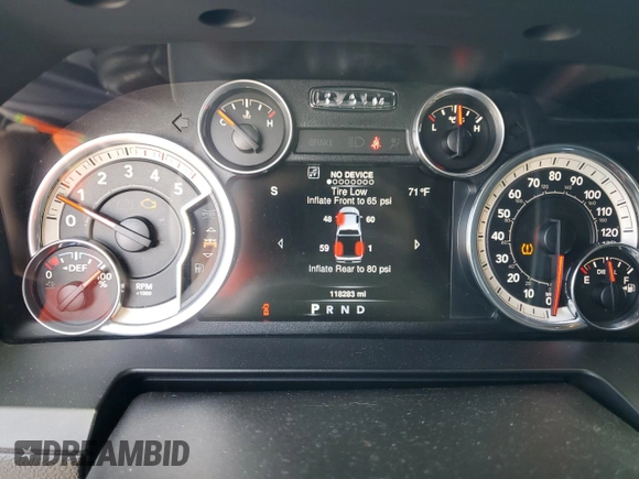 2016 Ram 2500 Laramie z VIN 3C6UR5NL7GG125419, wystawiony jako Copart lot #45638445 z przebiegiem 118 283 mil mil oraz Szkoda całkowita • Salvage title. Historia ofert i sprzedaży dostępna na DreamBid. Obrazek 9.