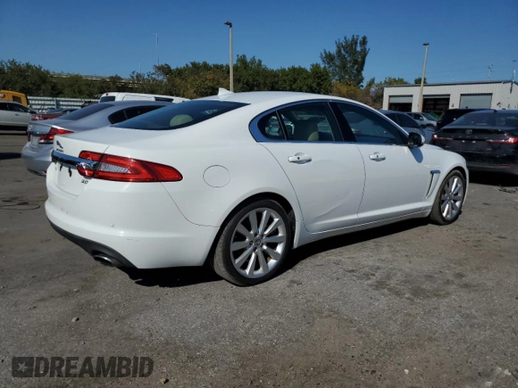 2014 Jaguar XF SC with VIN SAJWA0EX6E8U22068, listed as a Copart auction lot 48970025 with 51,218 mi miles and Clean Title. Bid and sale history available at DreamBid. Image 3.