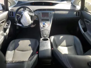 2013 Toyota Prius One z VIN JTDKN3DU2D5611195, wystawiony jako Copart lot #58633945 z przebiegiem 280 986 mil mil oraz Szkoda całkowita • Salvage title. Historia ofert i sprzedaży dostępna na DreamBid. Obrazek 8.