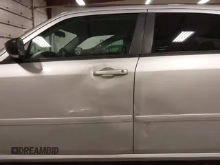 2005 Dodge Magnum z VIN 2DRGZR8V15H587486, wystawiony jako IAAI lot #42040578 z przebiegiem 179 158 mil mil oraz . Historia ofert i sprzedaży dostępna na DreamBid. Obrazek 19.