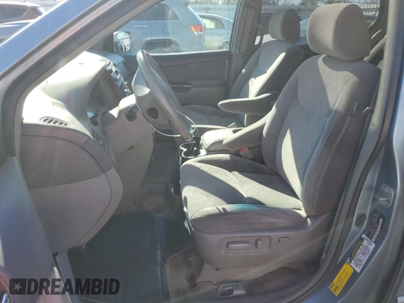 2005 Toyota Sienna XLE with VIN 5TDZA22C95S228686, listed as a Copart auction lot 46501295 with 269,419 mi miles and Salvage Title. Bid and sale history available at carsss.com. Image 7.