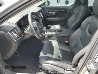2019 Volvo S90 Momentum с VIN LVY102AKXKP082404, выставлен на аукционе Copart как лот 51883283 с пробегом 89 108 миль миль и . История ставок и продаж доступна на DreamBid. Изображение 7.