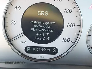 2007 Mercedes-Benz E 350 z VIN WDBUF56X57B124408, wystawiony jako IAAI lot #42185213 z przebiegiem 93 149 mil mil oraz . Historia ofert i sprzedaży dostępna na DreamBid. Obrazek 16.