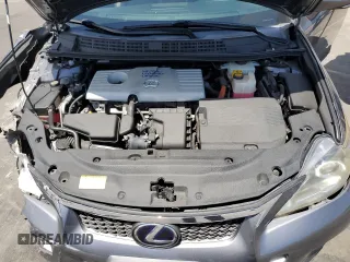 2013 Lexus CT 200h z VIN JTHKD5BH6D2158445, wystawiony jako Copart lot #56818005 z przebiegiem Nie podano mil oraz Szkoda całkowita • Salvage title. Historia ofert i sprzedaży dostępna na DreamBid. Obrazek 11.