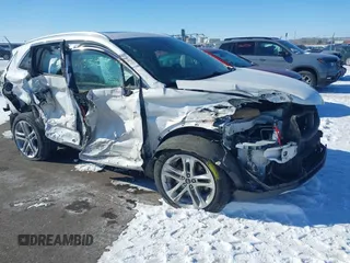 2015 Lincoln MKC with VIN 5LMTJ2AHXFUJ05343, listed as a IAAI auction lot 41630570 with 179,173 mi miles. Bid and sale history available at carsss.com. Image 1.