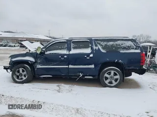 2008 Chevrolet Suburban LTZ with VIN 3GNFK16368G183057, listed as a IAAI auction lot 41295239 with 1 mi miles. Bid and sale history available at carsss.com. Image 13.
