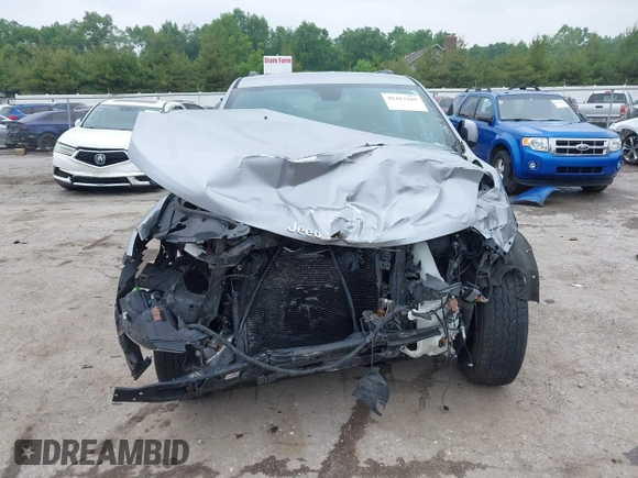2018 Jeep Grand Cherokee Laredo z VIN 1C4RJFAG0JC129021, wystawiony jako IAAI lot #42413165 z przebiegiem 103 743 mil mil oraz . Historia ofert i sprzedaży dostępna na DreamBid. Obrazek 11.