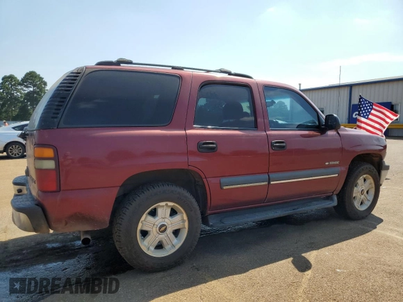 2002 Chevrolet Tahoe LS with VIN 1GNEC13Z52R125580, listed as a Copart auction lot 67901114 with 294,223 mi miles and Salvage Title. Bid and sale history available at carsss.com. Image 3.