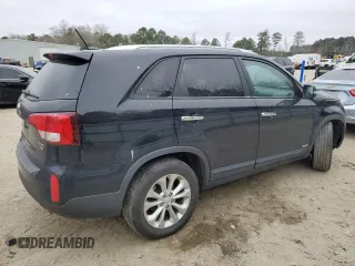 2014 Kia Sorento EX with VIN 5XYKUDA76EG460152, listed as a Copart auction lot 49421565 with 234,026 mi miles and Clean Title. Bid and sale history available at carsss.com. Image 3.