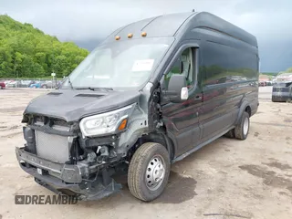 2022 Ford Transit Cargo z VIN 1FTBF4UG4NKA60882, wystawiony jako IAAI lot #42255992 z przebiegiem 2 977 mil mil oraz . Historia ofert i sprzedaży dostępna na DreamBid. Obrazek 19.
