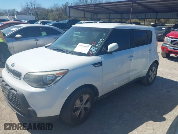 2014 Kia Soul with VIN KNDJN2A26E7029745, listed as a IAAI auction lot 41839177 with 183,915 mi miles. Bid and sale history available at carsss.com. Image 2.
