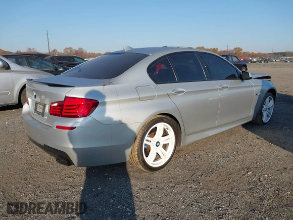 2013 BMW 5 Series 550i with VIN WBAFR9C51DDX79769, listed as a IAAI auction lot 40679820 with 101,347 mi miles and . Bid and sale history available at carsss.com. Image 4.