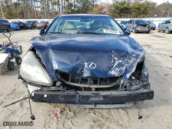 2002 Lexus ES 300 with VIN JTHBF30G220048221, listed as a Copart auction lot 83795304 with 262,964 mi miles and Salvage Title. Bid and sale history available at carsss.com. Image 5.