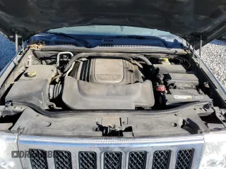 2008 Jeep Commander Overland z VIN 1J8HH68228C111530, wystawiony jako Copart lot #78207844 z przebiegiem 178 069 mil mil oraz Szkoda całkowita • Salvage title. Historia ofert i sprzedaży dostępna na DreamBid. Obrazek 12.