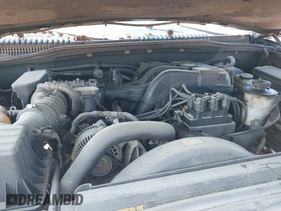 2004 Ford Explorer XLT with VIN 1FMZU73K44UB46378, listed as a IAAI auction lot 39476083 with 252,533 mi miles and . Bid and sale history available at DreamBid. Image 10.