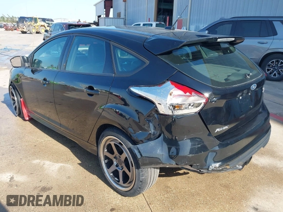 2018 Ford Focus ST with VIN 1FADP3L95JL332577, listed as a IAAI auction lot 41748222 with 73,491 mi miles and . Bid and sale history available at DreamBid. Image 3.