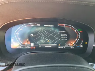 2022 BMW 5 Series M550i xDrive z VIN WBA13BK0XNCJ23778, wystawiony jako Copart lot #76946634 z przebiegiem 24 889 mil mil oraz Szkoda całkowita • Salvage title. Historia ofert i sprzedaży dostępna na DreamBid. Obrazek 9.