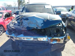 1997 Toyota 4Runner SR5 с VIN JT3GN86R1V0020659, выставлен на аукционе IAAI как лот 41640067 с пробегом 311 538 миль миль и . История ставок и продаж доступна на DreamBid. Изображение 6.