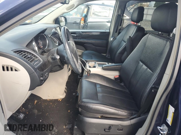 2014 Chrysler Town & Country Touring with VIN 2C4RC1BG1ER329463, listed as a Copart auction lot 53150245 with 90,305 mi miles and Salvage Title. Bid and sale history available at carsss.com. Image 7.