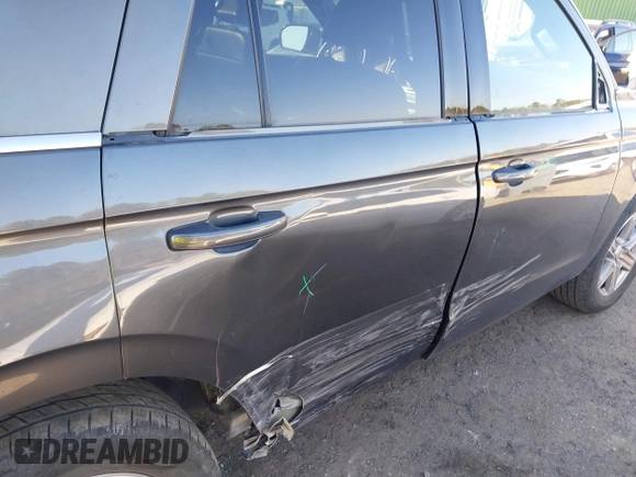 2021 Ford Expedition XLT z VIN 1FMJU1HT5MEA68599, wystawiony jako IAAI lot #41623822 z przebiegiem 34 449 mil mil oraz . Historia ofert i sprzedaży dostępna na DreamBid. Obrazek 6.