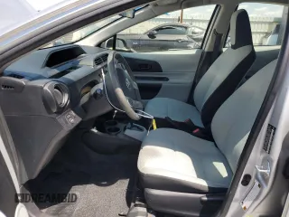 2014 Toyota Prius One with VIN JTDKDTB38E1566009, listed as a Copart auction lot 53540585 with 104,605 mi miles and Salvage Title. Bid and sale history available at DreamBid. Image 7.