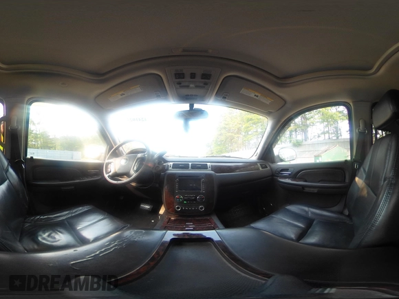 2008 GMC Yukon Denali с VIN 1GKFK63878J102480, выставлен на аукционе IAAI как лот 42410257 с пробегом 258 841 миль миль и . История ставок и продаж доступна на DreamBid. Изображение 18.