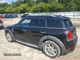 2017 MINI Countryman Cooper S with VIN WMZYT3C39H3D98677, listed as a Copart auction lot 71831944 with 56,638 mi miles and Salvage Title. Bid and sale history available at carsss.com. Image 2.