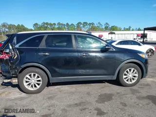 2016 Kia Sorento LX with VIN 5XYPG4A56GG140800, listed as a IAAI auction lot 41828064 with 174,113 mi miles. Bid and sale history available at carsss.com. Image 13.