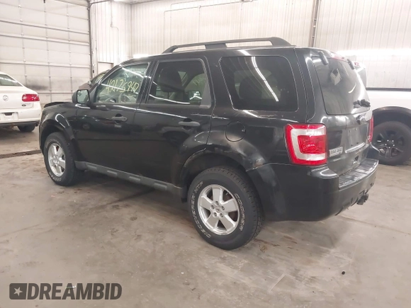2011 Ford Escape XLT с VIN 1FMCU9DG9BKB14059, выставлен на аукционе IAAI как лот 42175947 с пробегом 113 901 миль миль и . История ставок и продаж доступна на DreamBid. Изображение 3.