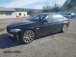 2012 BMW 5 Series 535i xDrive z VIN WBAFU7C54CDU57855, wystawiony jako Copart lot #54449335 z przebiegiem 159 959 mil mil oraz Szkoda całkowita • Salvage title. Historia ofert i sprzedaży dostępna na DreamBid. Obrazek 1.