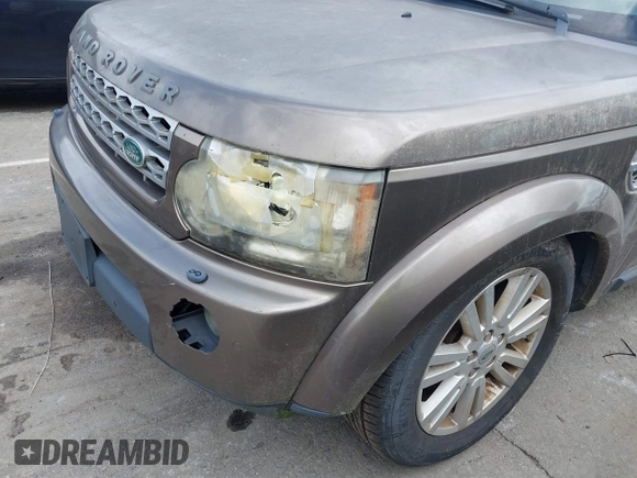 2011 Land Rover LR4 Lux with VIN SALAK2D44BA557992, listed as a IAAI auction lot 42267596 with 217,414 mi miles and . Bid and sale history available at DreamBid. Image 6.
