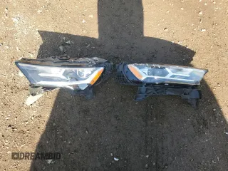 2021 Audi Q7 Premium Plus с VIN WA1LXAF76MD040708, выставлен на аукционе Copart как лот 53550155 с пробегом 53 207 миль миль и Списание • Salvage title. История ставок и продаж доступна на DreamBid. Изображение 13.