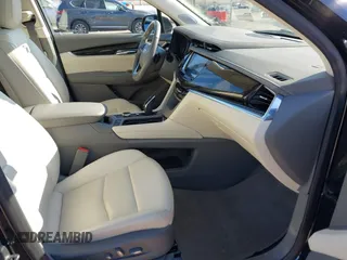 2021 Cadillac XT6 Premium Luxury z VIN 1GYKPDRS8MZ175544, wystawiony jako IAAI lot #41591775 z przebiegiem 39 290 mil mil oraz . Historia ofert i sprzedaży dostępna na DreamBid. Obrazek 5.