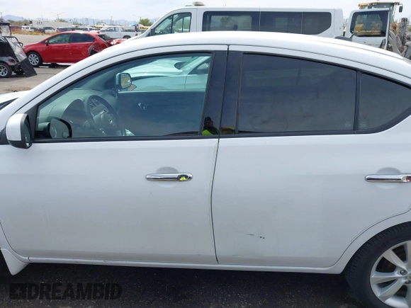 2014 Nissan Versa S Plus with VIN 3N1CN7AP8EL856145, listed as a IAAI auction lot 41896221 with 36,721 mi miles. Bid and sale history available at carsss.com. Image 14.