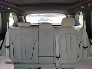 2025 BMW X5 xDrive40i z VIN 5UX23EU02S9Z67262, wystawiony jako Copart lot #56757915 z przebiegiem 2 538 mil mil oraz Szkoda całkowita • Salvage title. Historia ofert i sprzedaży dostępna na DreamBid. Obrazek 10.