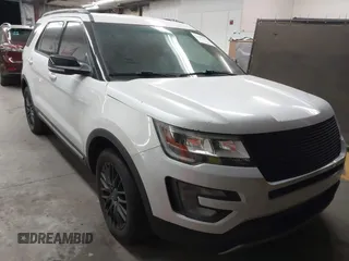 2017 Ford Explorer XLT z VIN 1FM5K7D83HGB53480, wystawiony jako IAAI lot #41698218 z przebiegiem 152 572 mil mil oraz . Historia ofert i sprzedaży dostępna na DreamBid. Obrazek 1.