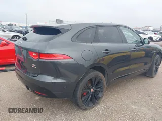 2018 Jaguar F-Pace S z VIN SADCM2FVXJA244092, wystawiony jako IAAI lot #41888353 z przebiegiem 95 501 mil mil oraz . Historia ofert i sprzedaży dostępna na DreamBid. Obrazek 4.