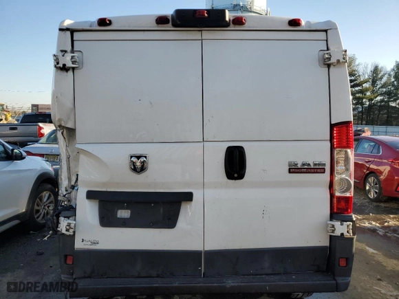 2019 Ram ProMaster Cargo Van with VIN 3C6TRVAG2KE504546, listed as a Copart auction lot 85571824 with 82,513 mi miles and Salvage Title. Bid and sale history available at carsss.com. Image 6.