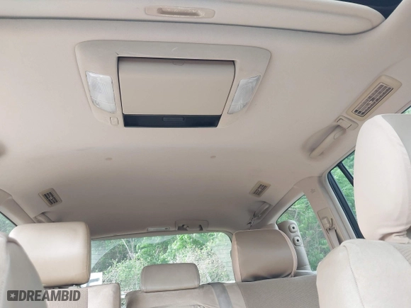 2007 Lexus GX 470 with VIN JTJBT20X570148905, listed as a IAAI auction lot 42025227 with 293,379 mi miles. Bid and sale history available at carsss.com. Image 18.