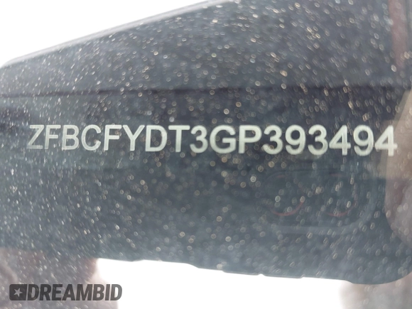 2016 FIAT 500X Lounge z VIN ZFBCFYDT3GP393494, wystawiony jako IAAI lot #42208957 z przebiegiem 93 462 mil mil oraz . Historia ofert i sprzedaży dostępna na DreamBid. Obrazek 9.