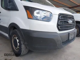 2019 Ford Transit с VIN 1FTYE1YM2KKB45887, выставлен на аукционе IAAI как лот 42496551 с пробегом 113 076 миль миль и . История ставок и продаж доступна на DreamBid. Изображение 17.