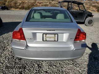 2006 Volvo S60 2.5L Turbo with VIN YV1RS592X62533984, listed as a Copart auction lot 73839384 with 147,608 mi miles and Clean Title. Bid and sale history available at carsss.com. Image 6.